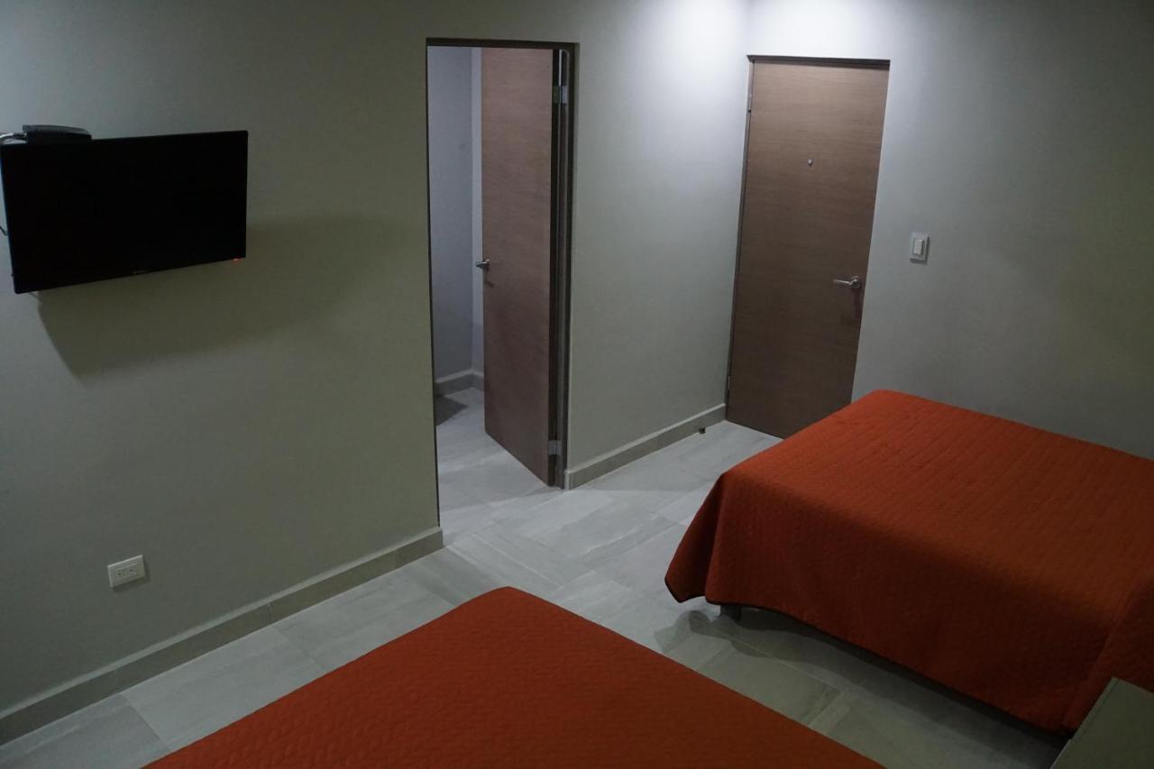Hotel Hc Express Monterrey Eksteriør bilde